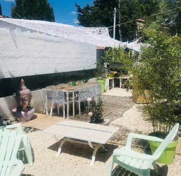 تختخواب و صبحانه Chambres D Hôtes Les Oliviers Marignane