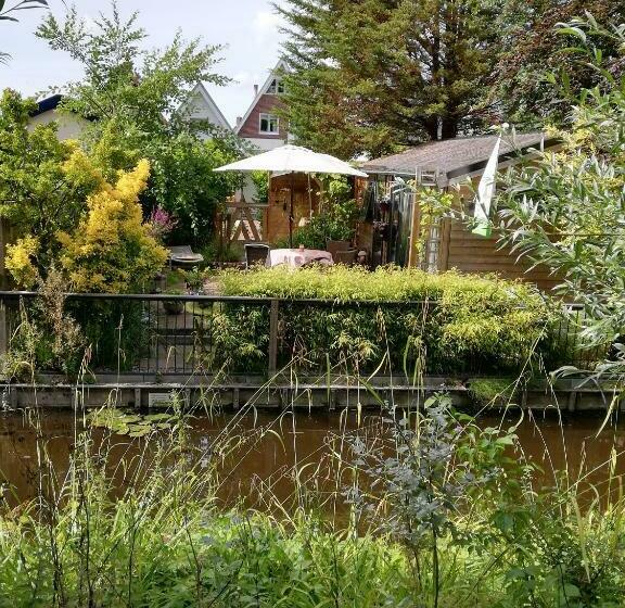 住宿加早餐 De Zes Wielen