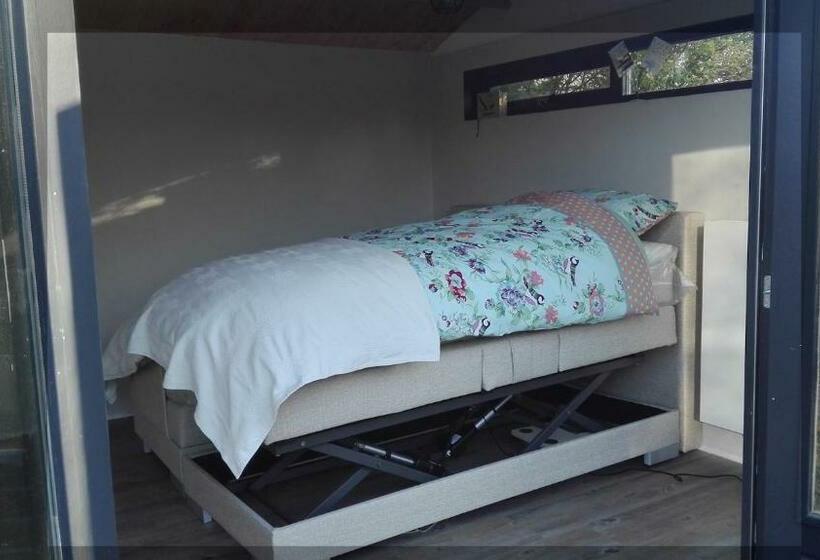 住宿加早餐 De Zes Wielen