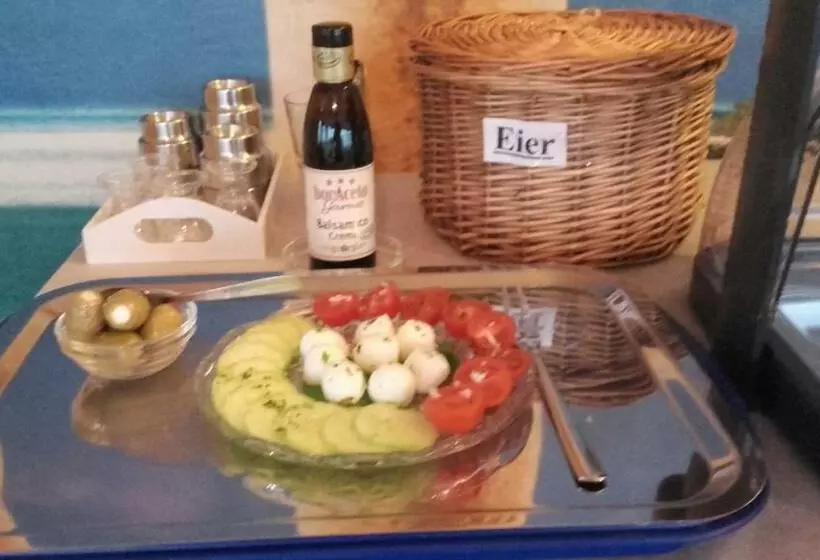 Aamiaismajoitus (B&B) Gästehaus Moselblick