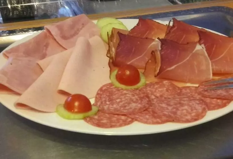 Aamiaismajoitus (B&B) Gästehaus Moselblick