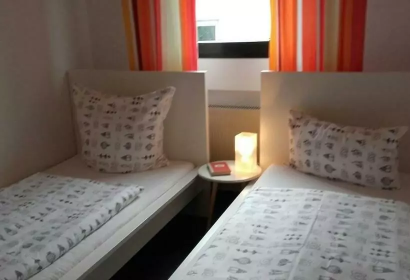 Aamiaismajoitus (B&B) Gästehaus Moselblick