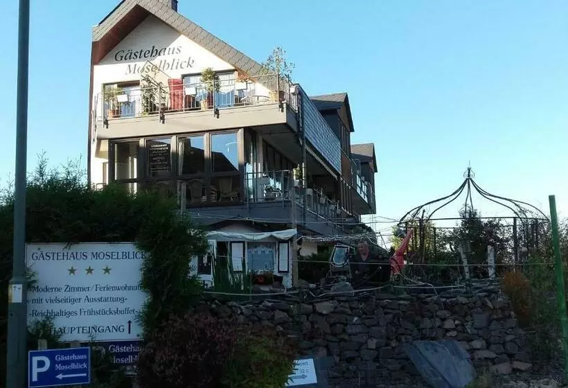 Aamiaismajoitus (B&B) Gästehaus Moselblick