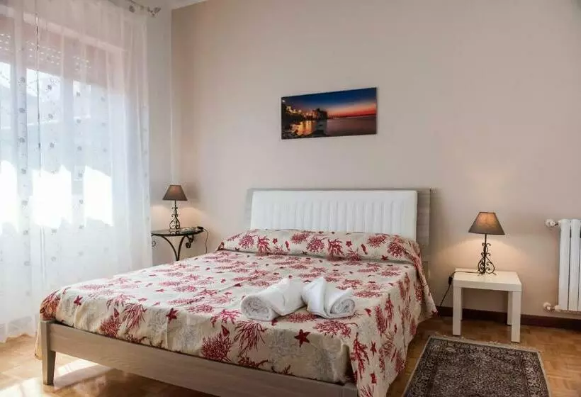 Aamiaismajoitus (B&B) La Castellese