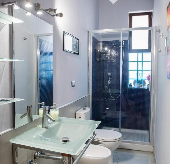 تختخواب و صبحانه La Castellese