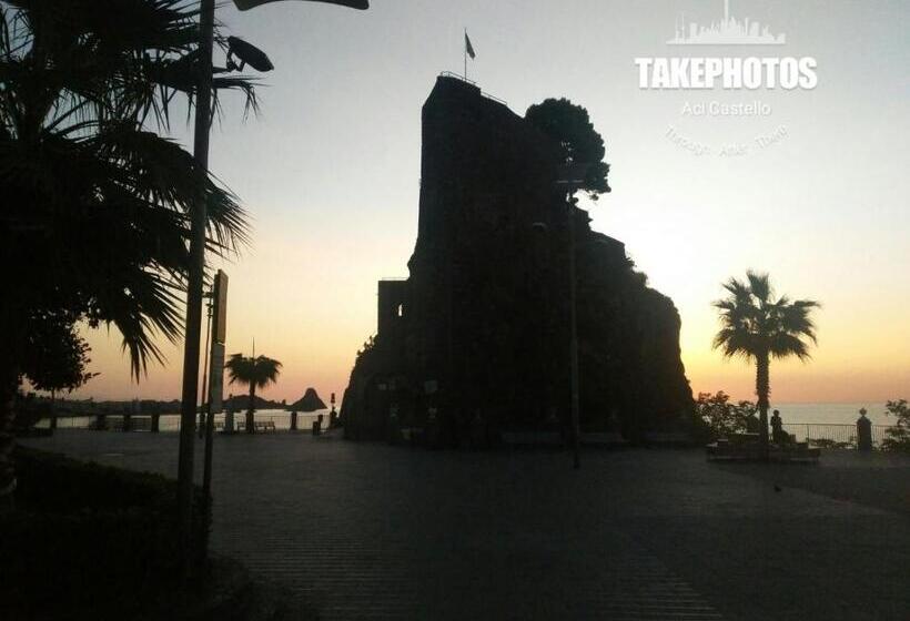 تختخواب و صبحانه La Castellese