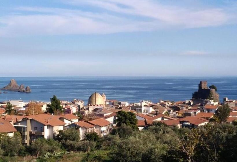 تختخواب و صبحانه La Castellese