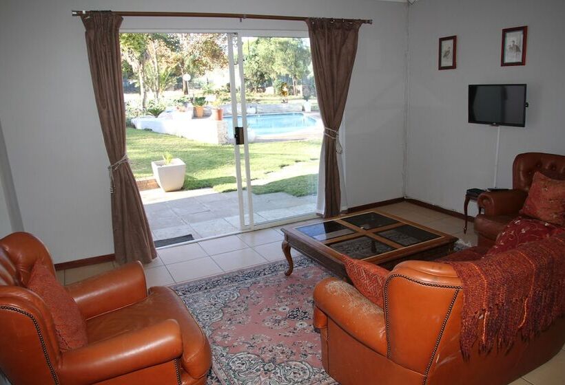 ベッドアンドブレックファースト Private Cottages