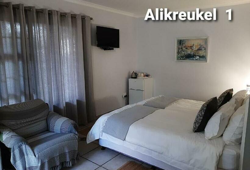 Пансион Alikreukel Accommodation