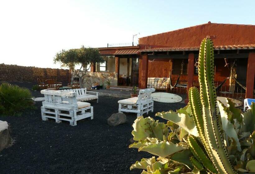 پانسیون Warung