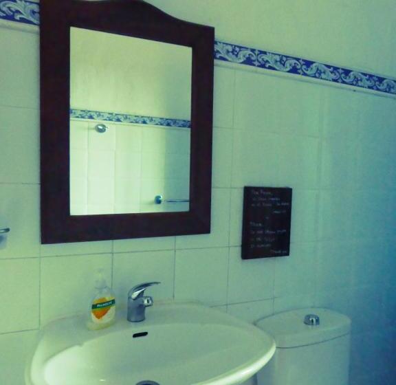 پانسیون Warung