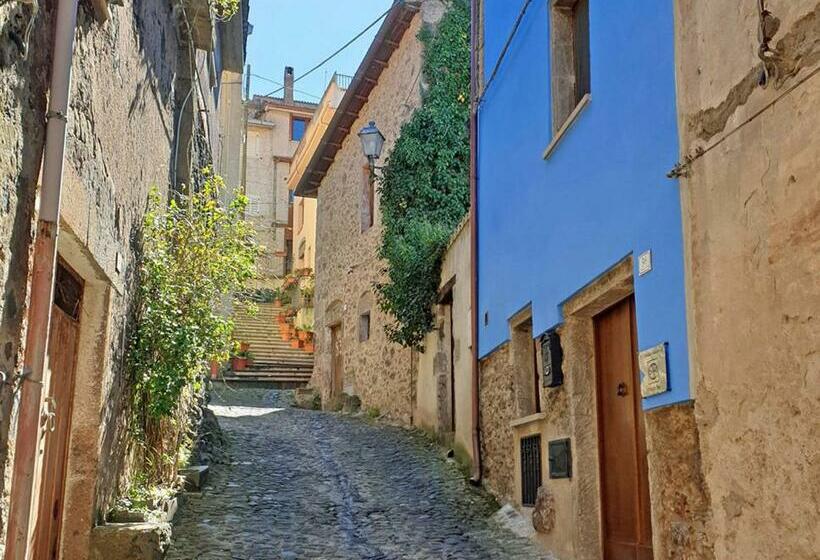 مبيت وإفطار The Templars Guesthouse