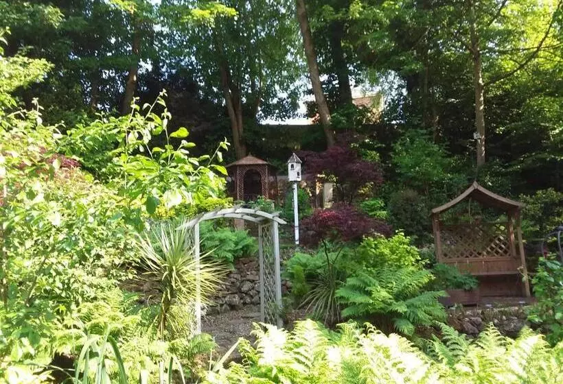 Aamiaismajoitus (B&B) Chine Side