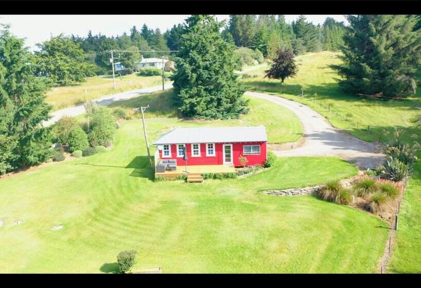 민박 Little Red School House