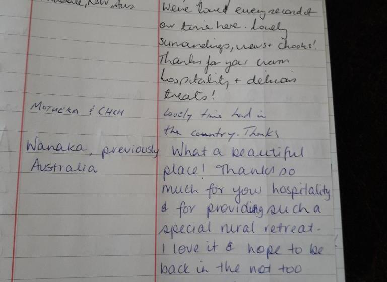 민박 Little Red School House