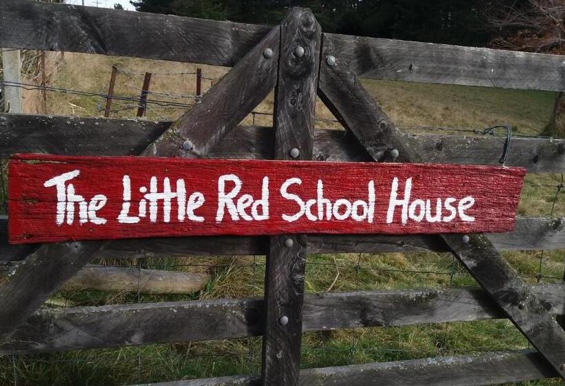 민박 Little Red School House