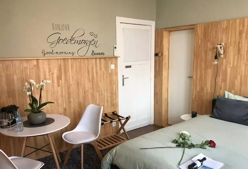 ホテル Good Night Leuven  Self Check In