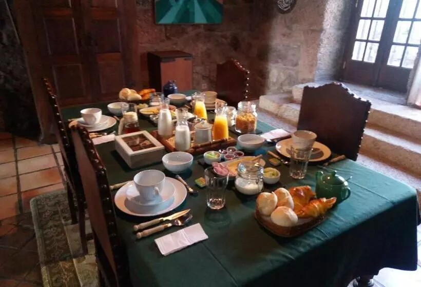 ホテル Casa De Pascoaes Historical House