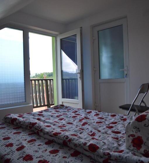 بنسيون Baza Sportiva Adelina