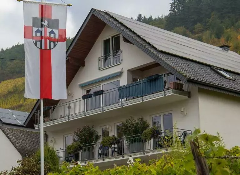 ペンション Gästehaus Falklay