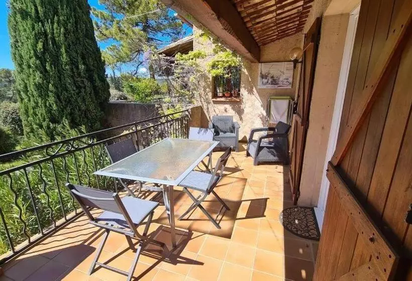 ペンション Gîte Romantic Room