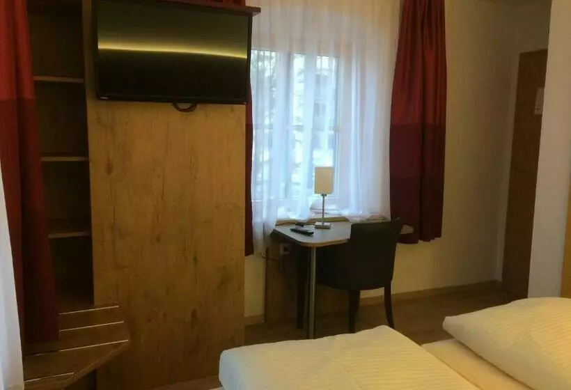 Retkeilymaja Pension Alter Wirt