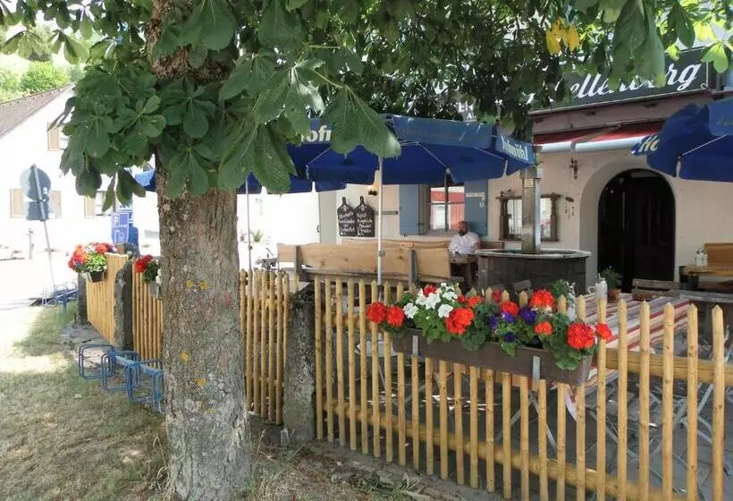 Retkeilymaja Pension Alter Wirt