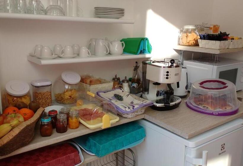 Nocleg ze śniadaniem La Vie Est Belle