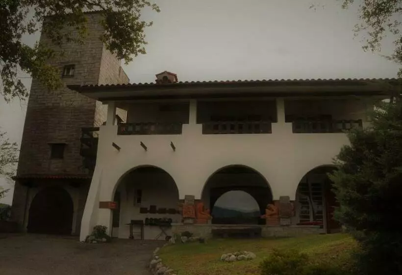 Aamiaismajoitus (B&B) Residenza La Torre