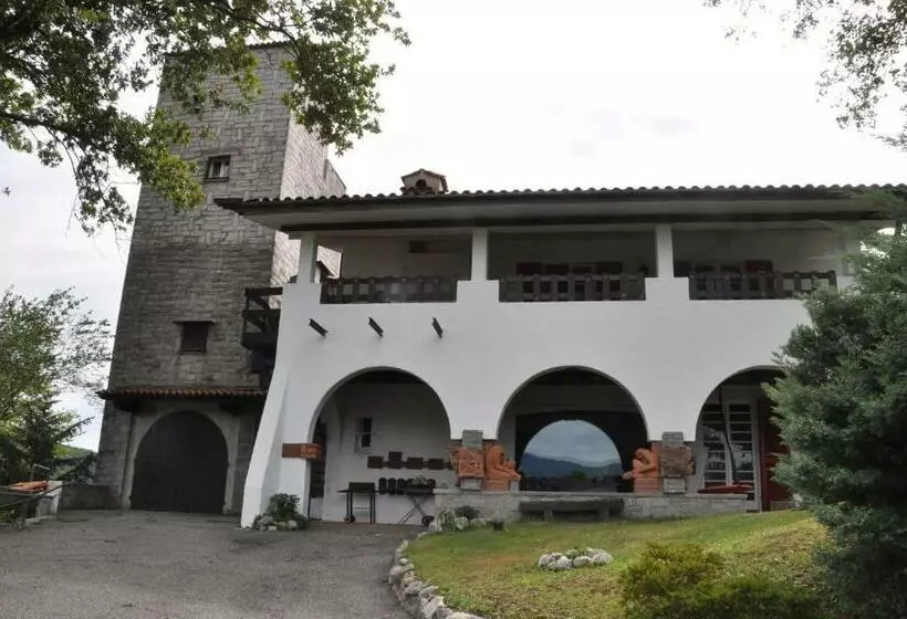 Aamiaismajoitus (B&B) Residenza La Torre