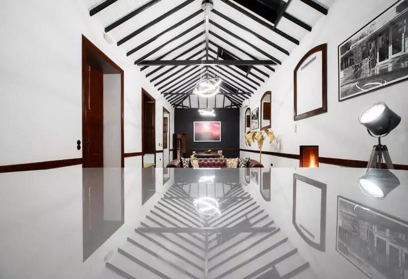 Aamiaismajoitus (B&B) The El Paso