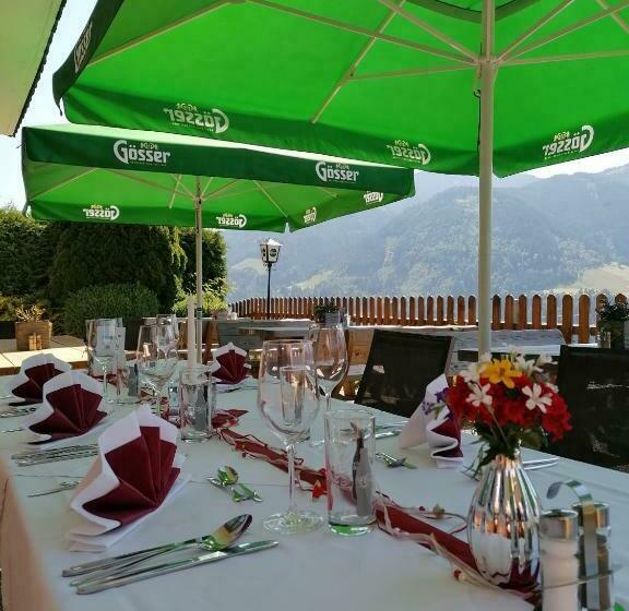 ホテル Tieschnhof