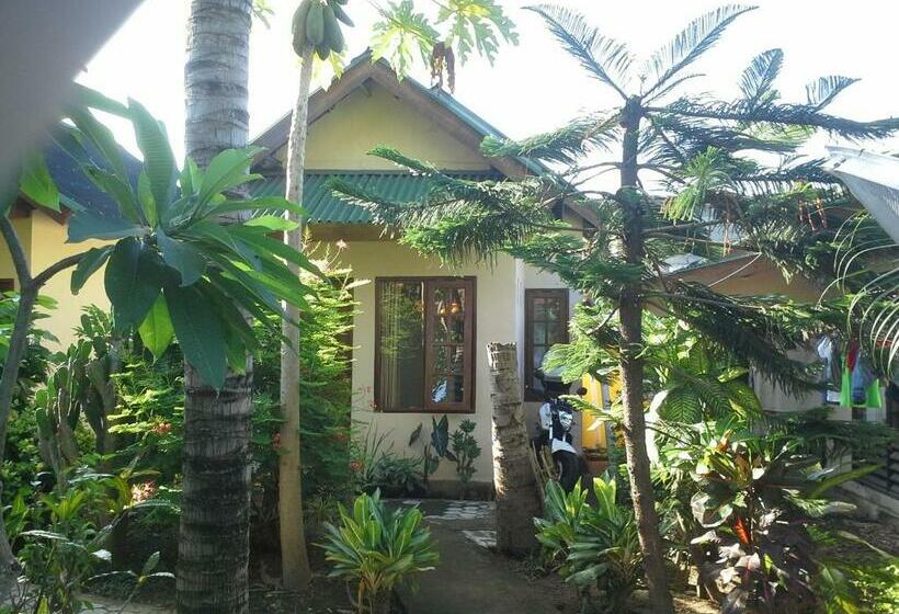 פנסיון Arnel Bungalows