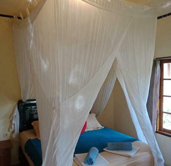 פנסיון Arnel Bungalows