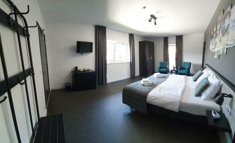 بنسيون Haus Karina