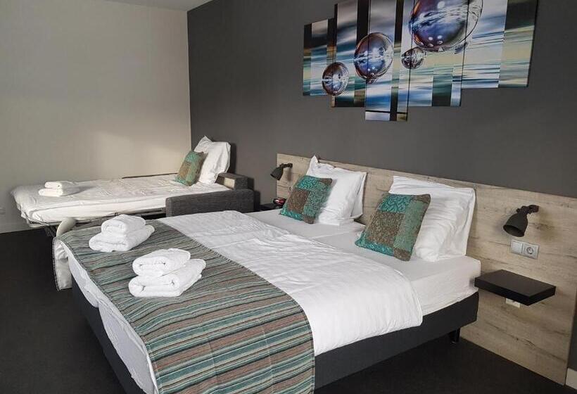 بنسيون Haus Karina