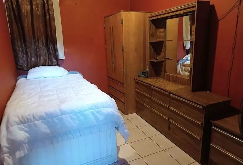 پانسیون Hospedaje Barato Mi Casita De Colores