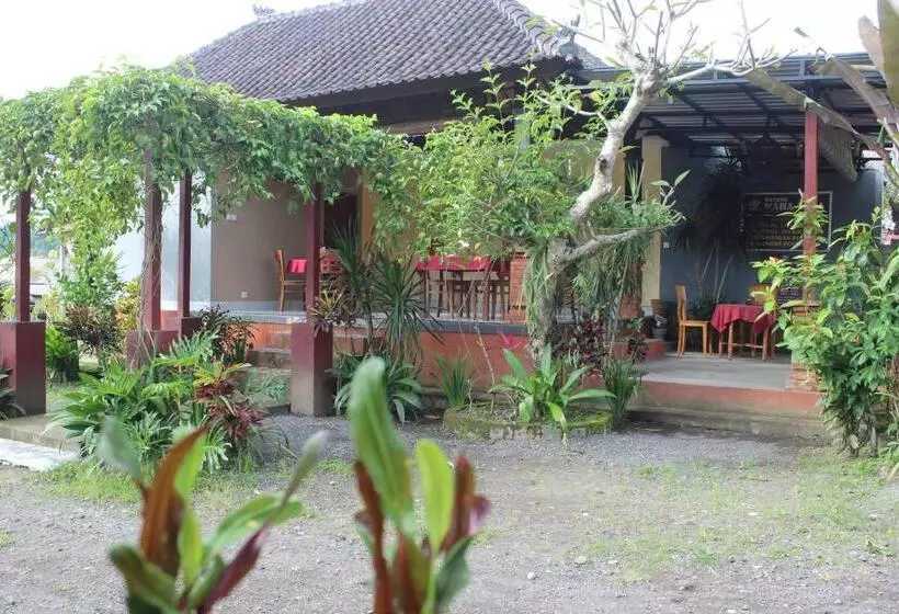 ペンション Maha Neka Villa