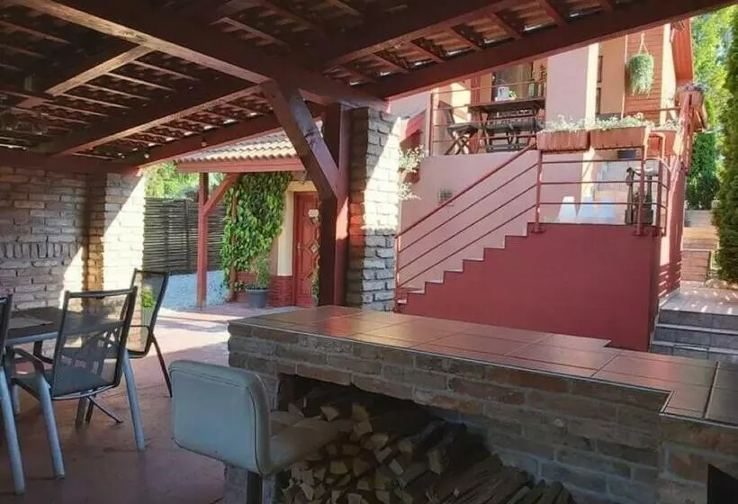 Majatalo Nyirjes Vendégház