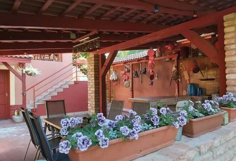 Majatalo Nyirjes Vendégház