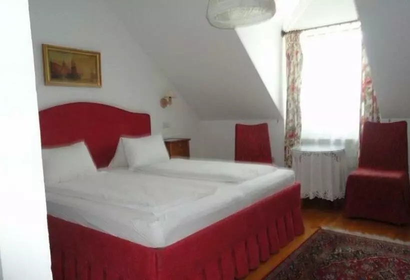 Retkeilymaja Gasthof Jaegerwirt