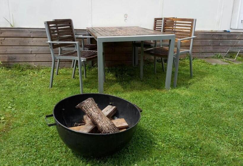 Bed and Breakfast Boathouse Amsterdam