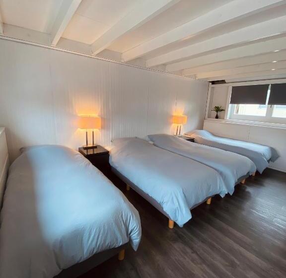 Bed and Breakfast Boathouse Amsterdam