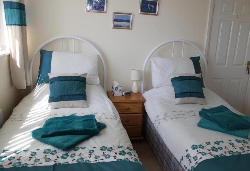 تختخواب و صبحانه Bridge End