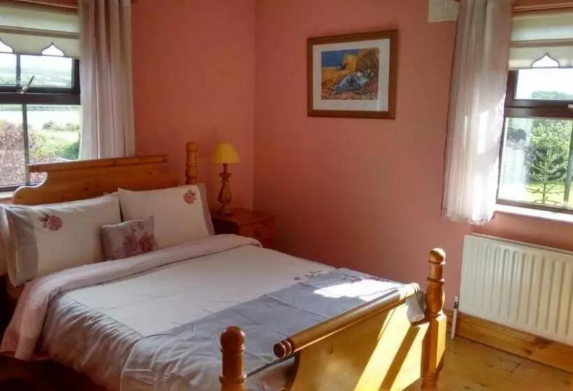 تختخواب و صبحانه Grannagh Castle House