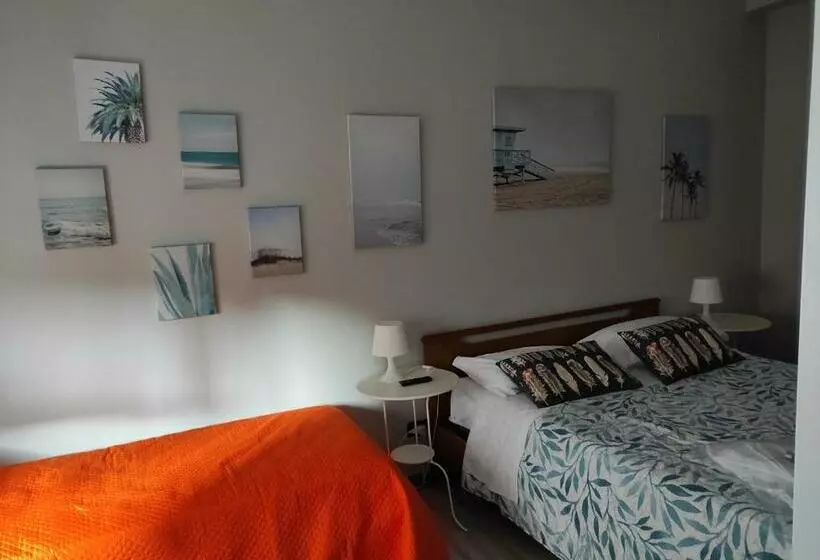 تختخواب و صبحانه Fare Bnb   Room & Breakfast Santa Maria