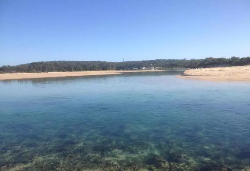 Aamiaismajoitus (B&B) Serenity Lodge For Couples