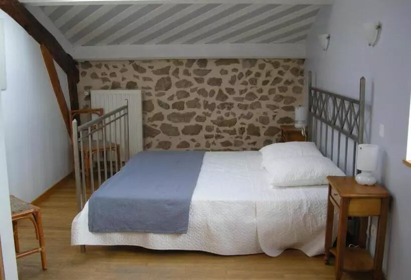 ホテル Auberge Briassou