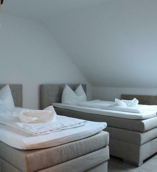 ペンション Gästehaus Hubertushof   24h Check In