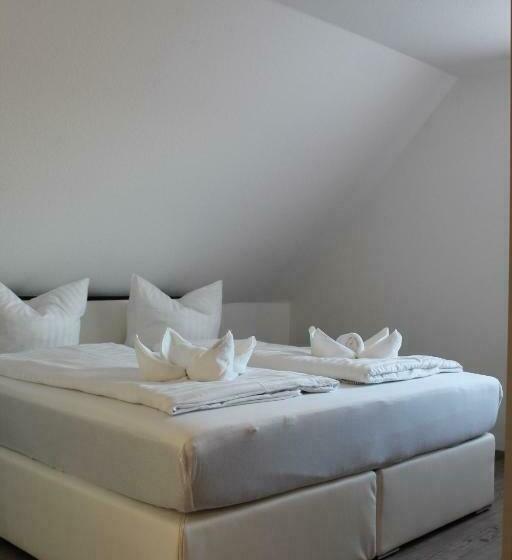 ペンション Gästehaus Hubertushof   24h Check In